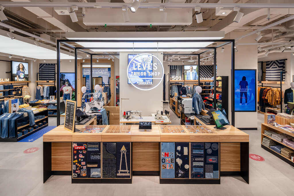 Levi’s Buka NextGen Store Pertama di Indonesia - Radio Mercu Buana